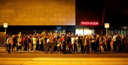 glenhansardstagedoor.jpg glenhansardstagedoor.jpg