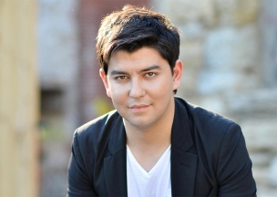Behzod Abduraimov.jpg Behzod Abduraimov.jpg