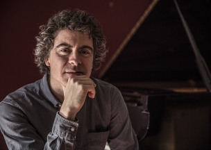 Paul LewisGP2019.jpg Paul LewisGP2019.jpg