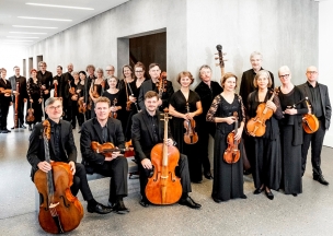 Freiburg Baroque and Kris Bezuidenhout.jpg Freiburg Baroque and Kris Bezuidenhout.jpg
