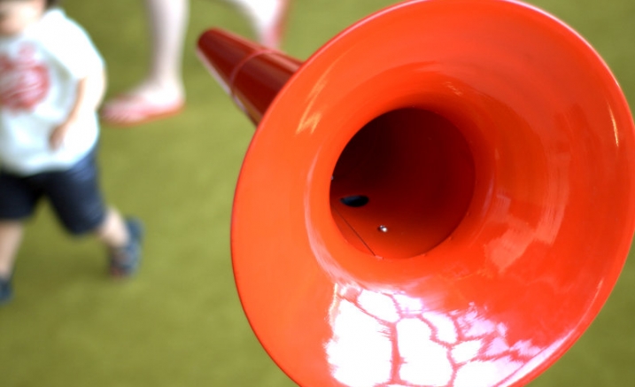 megaphone21.jpg megaphone21.jpg