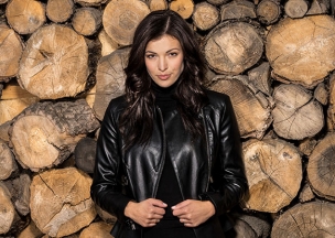 Ksenija_SidorovaV6_P22WEBHERO2.jpg Ksenija_SidorovaV6_P22WEBHERO2.jpg